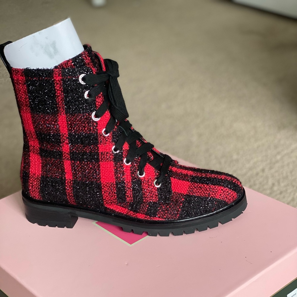 NIB Kate Spade Jemma plaid fabric combat boots. Size 9